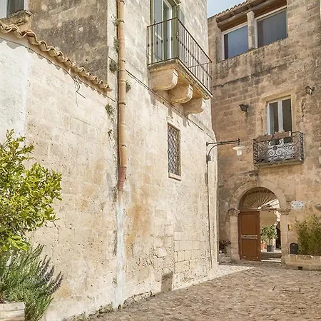 Feriehus Le Scuderie Noha *